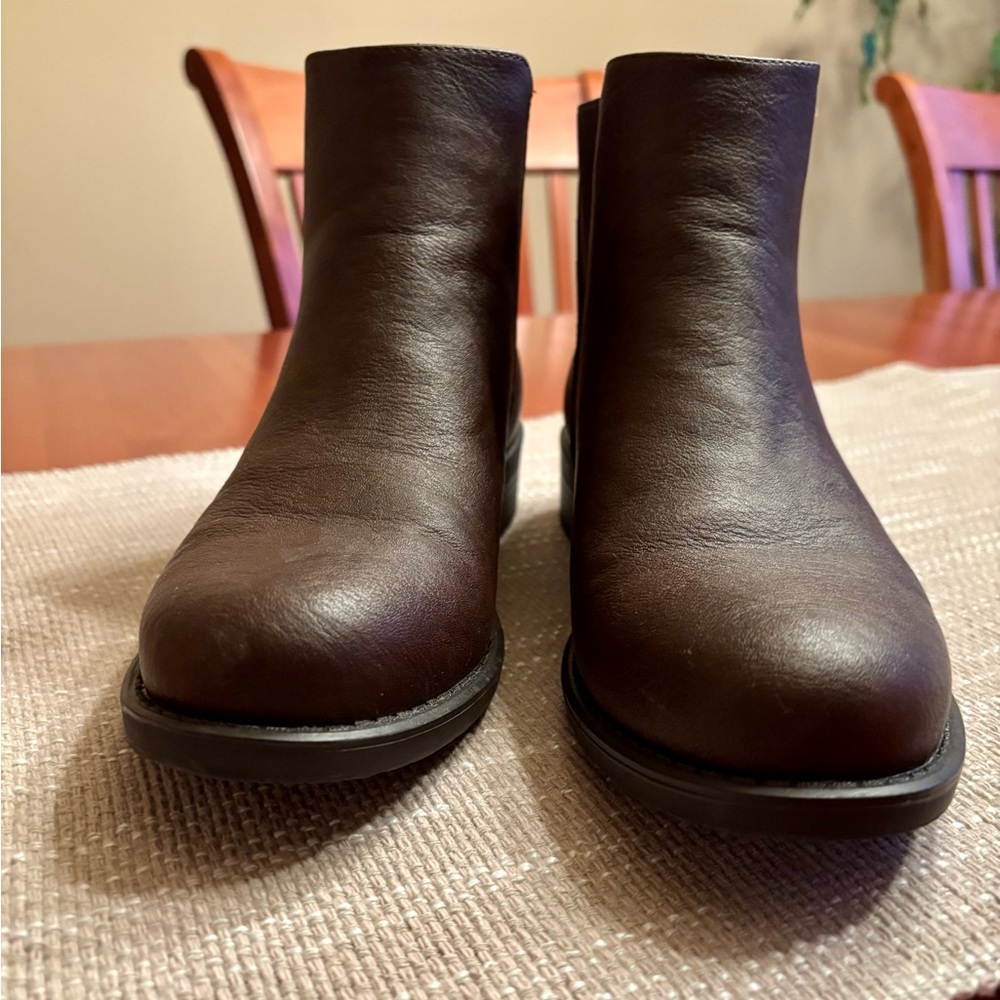 Dream Pairs Dark Brown Ankle Boots - Picture 6 of 9